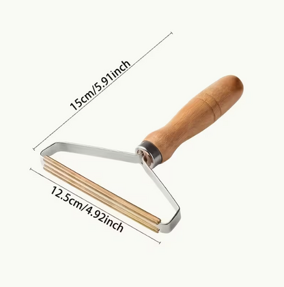 Singular roller handle, versatile for removing pet fur across many surfaces!